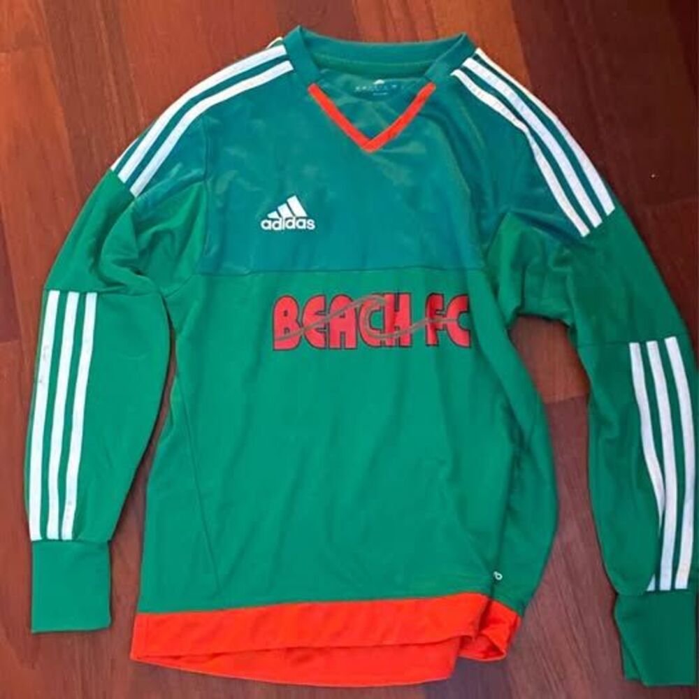 BEACH FC GOALIE JERSEY ADIDDAS youth LARGE